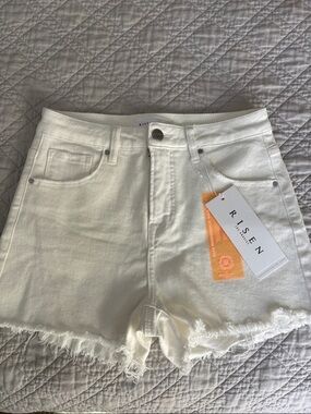 Risen NWT White High-Rise Frayed Hem Denim Shorts